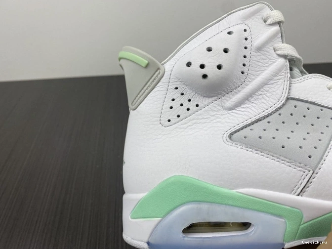 One Kick Air Jordan 6 DQ4914-103 Mint WMNS Foam 0714